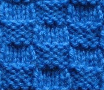 Four stitches check pattern example